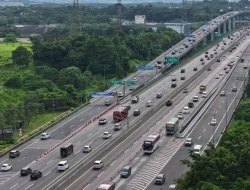 64 Ribu Kendaraan Melintas di Tol MBZ Arah Jakarta Hari Ini