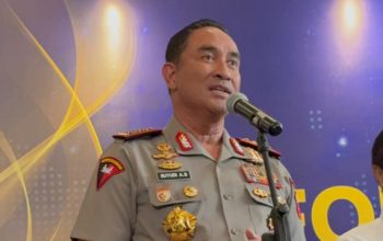 Kapolri Jenderal Suyudi Ario Seto Usai Menghadiri Forum Nasional Pembangunan Hukum di Kantor