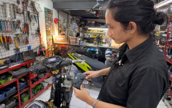 Menyalakan Motor Menggunakan Stik Xbox