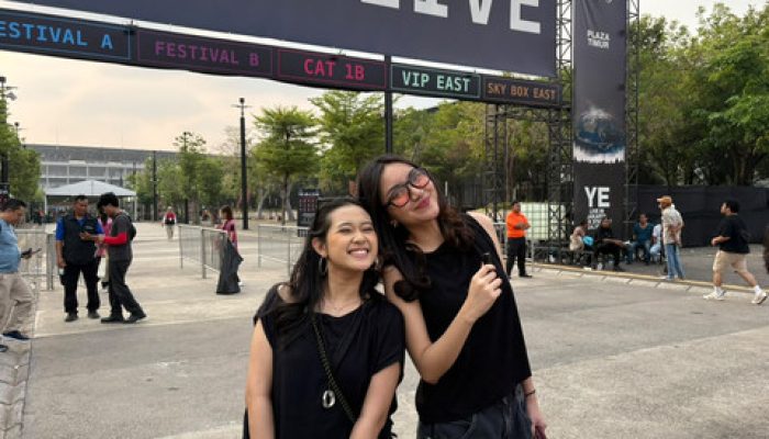 Suasana Konser Kanye West atau YE di Gelora Bung Karno