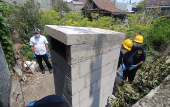 Polisi Olah TKP Rumah Dwi Bagus, Pelaku Mutilasi Istri Siri dan Anak Tiri di Gang Tentrem