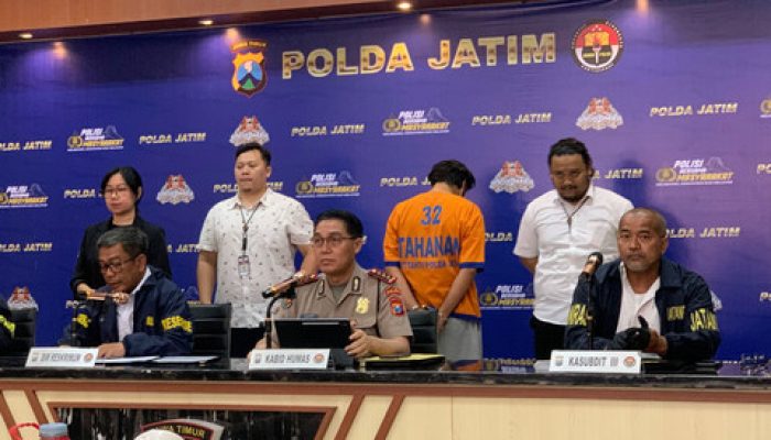 Ditreskrimum Polda Jatim Gelar Konferensi Pers Kasus Pembunuhan Wanita Bernama Dini Hardiyanti (30)