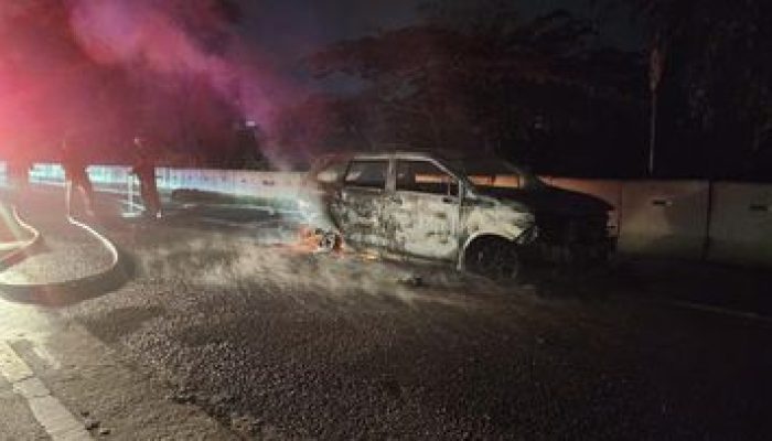 Minibus Terbakar di Tol Jagorawi Km 33 Bogor Diduga Akibat Korsleting Listrik