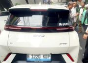 Pengemudi Mobil Listrik BYD Berinisial S (46)