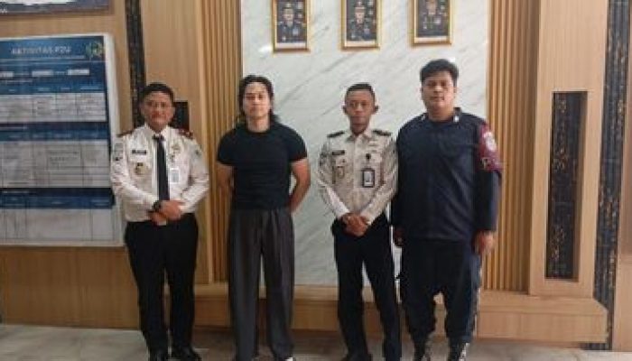 Pembebasan Bersyarat Dibatalkan, Indra Kenz Kembali Dijebloskan ke Penjara