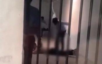 Rekaman Video yang Memperlihatkan Pria Dicambuk Dinarasikan Terjadi di Kantor Pelayanan Pemenuhan