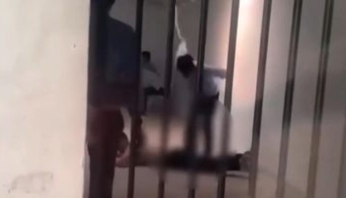 Rekaman Video yang Memperlihatkan Pria Dicambuk Dinarasikan Terjadi di Kantor Pelayanan Pemenuhan